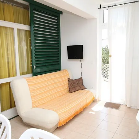 Apartment By The Sea Tucepi, Makarska - 6656 Tucepi