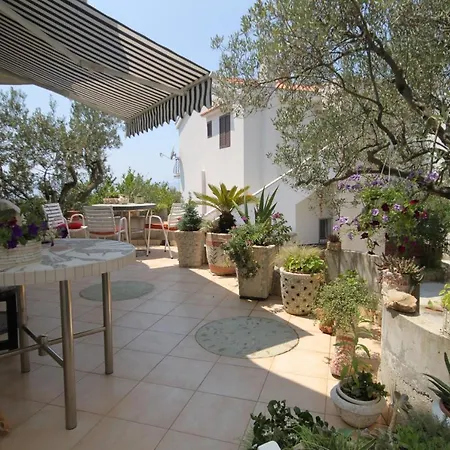 By The Sea Tucepi, Makarska - 6656 Apartment *