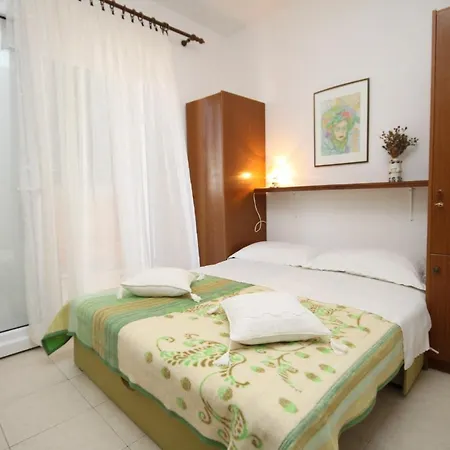 By The Sea Tucepi, Makarska - 6656 Apartment